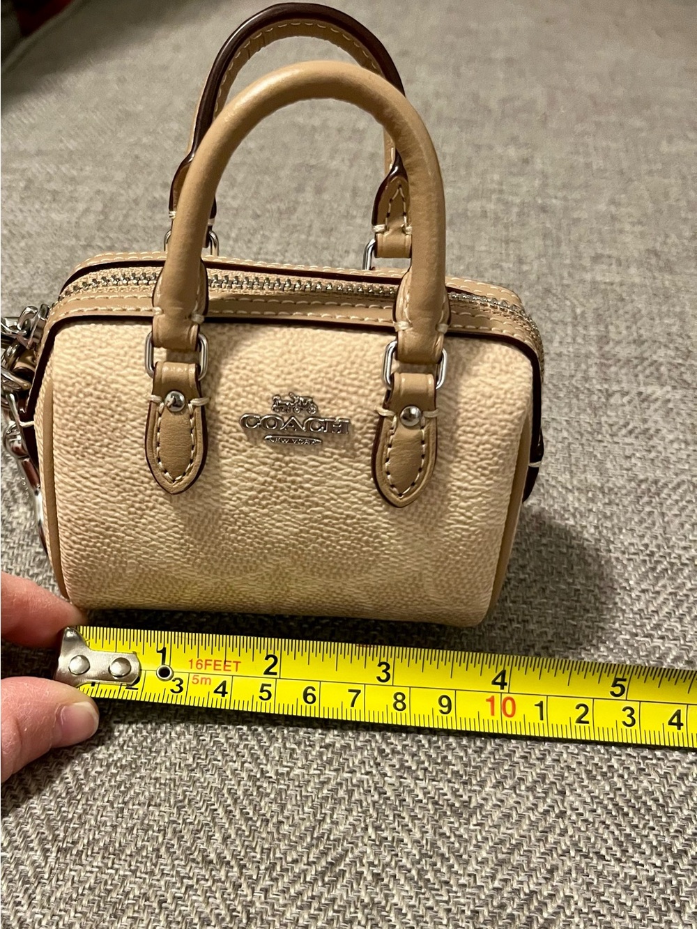 Coach Rowan bag charm - Picture 2 of 7
